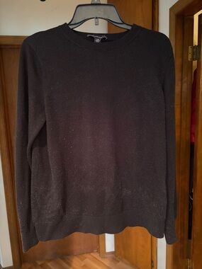 Katherine Barclay women’s Black Crewneck Pullover